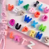 Cuentas Acrílicas con Letras Inglesas y Agujero Grande al por Mayor para Cadenas de Teléfono DIY, Llaveros, Colgantes para Bolsos y Materiales para Accesorios