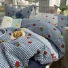 2026 Nuevo Juego de Cuatro Piezas Estampado de Hilo Puff Lindo Estampado de Dibujos Animados Juego de Cama de Cuatro Piezas para Estudiantes con Sábana Plana y Sábana Ajustable