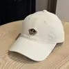 Gorra de Béisbol de Pana con Oso de Dibujos Animados para Mujer Ala Ancha Hace que la Cara Parezca Más Pequeña Gorro Grueso y Cálido Estilo Coreano Parte Superior Suave Gorra Plana Moderna