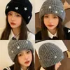 Gorro de Tricô Preto Estrela para Mulheres no Inverno, Versão Coreana, Emagrecimento Facial, Pequeno Turbante, Gorro à Prova de Frio para Circunferência Craniana Grande, Gorro de Lã Quente e Resistente ao Frio