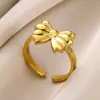 Anel Feminino Dourado em Aço Titânio Não Desbota, Design de Nicho Acessível, Laço Transfronteiriço Aliexpress, Tendência Ins