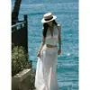 Traje de Dos Piezas de Verano para Mujer, Estilo Sexy de Resort Costero, Top Halter de Cuello en V con Lunares Franceses + Falda Ajustada a la Cadera