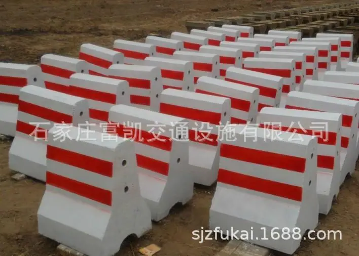 水泥墩.JPG1111.JPG11