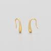 Pendientes de gota con temperamento transfronterizo europeo y americano, combinables con todo, estilo frío, diseño simple y nicho, pendientes distintivos para cabello corto.
