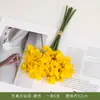 Ramo de Flores Artificiales Narciso Suave al Tacto Flores Falsas Ramo de Boda Decoración del Hogar Mesa de Comedor Fotografía Flores de Seda
