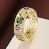 Anillo Brillante de Lujo Ligero con Circonitas Completas de Venta Caliente Transfronteriza Joyería de Circonitas Microincrustadas de Gama Alta Nicho Venta Directa de Fábrica