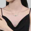 Pingente de Prata Esterlina S925 Colar de Moissanita Um Quilate Corrente de Clavícula Elegante de Alta Qualidade Colar com Letra em Formato V