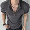 Moda Masculina Estilo Coreano Cor Sólida Slim Fit Malha Manga Curta Masculino Nicho Maduro Versátil Meio Zíper Tricô Estilo Old Money