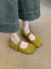 Zapatos Mary Jane retro de punta dividida para mujer, nuevo estilo francés 2026, zapatos únicos y de moda con correa en el tobillo y estampado de leopardo, tipo pezuña de cerdo