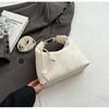 Bolsa de Ombro Pequena de Design Exclusivo para Mulheres 2026 Nova Tendência Moda Versátil Bolsa de Ombro Elegante Bolsa Transversal