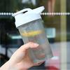 Copo Misturador para Milkshake Copo para Misturar Pó Fitness Esportes com Balança Adequado para Qian Shu Leite Café Copo Substituidor de Refeição à Prova de Vazamentos