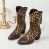 Botas de montar retro de punta fina con estampado de leopardo y tacón medio, nueva colección otoño 2026, talla grande, transfronterizas, tacón grueso, botas de moda hasta la pantorrilla para mujer