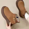 Sapatos de algodão quentes, com sola grossa e que aumentam a altura para mulheres, nova coleção outono/inverno 2026, sapatos de algodão versáteis estilo Birkenstock com forro de fleece para aquecimento, e botas de neve