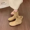 Mangas Internas Aumentadoras de Altura de Veludo Botas Sem Salto Botas Emagrecedoras Botas Curtas Femininas Botas Chelsea de Cano Curto Elegantes Emagrecedoras Novo Tecido de Outono