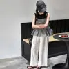 Conjunto de Tres Piezas para Niñas de Verano: Top sin Mangas de Tirantes a Cuadros y Pantalones de Pierna Ancha 2026 Nuevo Estilo Conjunto de Tres Piezas de Moda Elegante de Verano para Niñas con Pantalones de Pierna Ancha