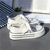 Zapatos de lona con suela gruesa para mujer 2026 primavera y verano versátiles estilo coreano ins nuevos de moda plataforma zapatos blancos casuales zapatos de skate