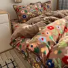Juego de ropa de cama de cuatro piezas de terciopelo de leche para invierno, acolchado engrosado y forrado de felpa, sábana doble y funda de edredón