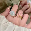 Anillo Flor de Dopamina para Mujer, Diseño de Nicho, Anillo para Dedo Índice, Adorno Lindo de Cuentas para Vacaciones en la Playa, Apilable, Accesorio Festivo