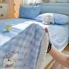 Juego de sábanas de terciopelo de leche, tres piezas, forrado de felpa, engrosado para abrigar, suave y cómodo para otoño e invierno, con un estampado fresco y elegante estilo ins