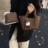 Bolso de Mano de Alta Gama Versátil de Nicho Nuevo para Mujer Textura Retro Hombro Único Cruzado Cubo Bolso de Viaje
