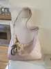 Bolsa de Ombro Retro de Alto Valor para o Dia a Dia Yuezi 2026 Nova Moda Grande Capacidade Estudante Transversal Tote Bag