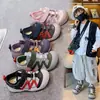 Nova Faixa de Cabelo Infantil Outono 2026 Tênis Esportivo de Malha Dupla para Meninos e Meninas Sapatos Casuais para Exterior
