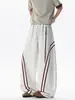Calça Casual Listrada Retro Americana Unissex Nicho Marca de Moda High Street Calça de Moletom Esportiva Vibe Calça Reta de Perna Larga