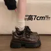 Sapatos pequenos de couro com cadarço e sola grossa para aumentar a altura, estilo JK para mulheres, novo estilo de outono 2026, versáteis com saias, mocassins estilo britânico