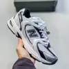Zapatillas Deportivas Blancas Originales Nb530 Color Macarrón Estilo Dad para Hombre y Mujer, Cómodas, Versátiles, Transpirables, Casuales para Deportes y Running
