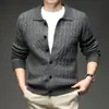 Outono/Inverno 2026 Novo Estilo Coreano TB Suéter de Malha Masculino Cardigan Fashionável com Gola Reversível Jaqueta Tendência Masculina