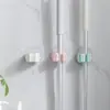 Gancho para Mop Fivela de Pendurar na Parede Sem Perfuração Artefato de Armazenamento de Vassoura Adesivo Forte Rack Fixo para Banheiro Clipe para Mop