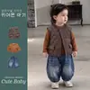 Conjunto de Invierno Súper Elegante para Niño Pequeño Bebé de Un Año Niño Ropa de Invierno Cálida Chaleco Pantalones Largos con Forro de Terciopelo Conjunto de Tres Piezas
