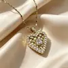 Collar Cadena Clavícula Niña Dulce Textura Dorada Corazón Incrustado Trenzado Circonia Forma de Corazón Cepillado Lujo Ligero para Mujer