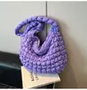 Bolsa Nuvem 2026 Outono/Inverno Novo Estilo Bolsa Tote de Algodão e Penugem Grande Capacidade Fashion Versátil Bolsa Transversal Plissada para Mulheres