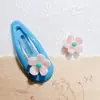 Popular Flor de Cinco Pétalos de Color Sólido 3D para Uñas, Lindo y Versátil Clip para Uñas y Cabello DIY Arte de Uñas Materiales Artificiales Venta al por Mayor