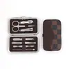 Herramienta Avanzada de Arte de Uñas a Cuadros de Lujo Ligero Set de 7 Piezas apto para Manicura y Pedicura Herramienta de Aguja para Oído y Cuchara Regalo de Actividad