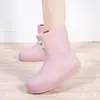 Botas de lluvia impermeables de moda transfronterizas para mujer, cómodas con suela gruesa para exteriores, zapatos de agua antideslizantes, zapatos de goma para cocina, boca impermeable, zapatos de mujer