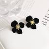 Pendientes de estilo coreano con flocado de flores de otoño e invierno, diseño de moda, temperamento simple, luz, sentido de lujo, pendientes de celebridades de Internet, fábrica al por mayor