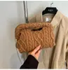 Bolsa Feminina de Nicho Elegante e Minimalista Outono/Inverno 2025 Novo Estilo Bolsa de Fio Tricotada à Mão Crochê Bolsa de Palha Tecida à Mão