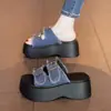 Moda Nueva Primavera/Verano 2026 Talla Grande Casual Zapatos de Playa Sandalias para Mujer con Suela Gruesa que Aumentan la Altura Transfronterizo