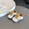Zapatos Deportivos Casuales para Niñas 2026 Nuevas Llegadas de Verano Zapatos de Tabla Antideslizantes Resistentes al Desgaste para Niños Moda Versátil Zapatos Individuales