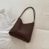 Bolsa tote lisa e estilosa, nova coleção outono 2026, bolsa de ombro retrô da moda, bolsa de mão grande para o dia a dia