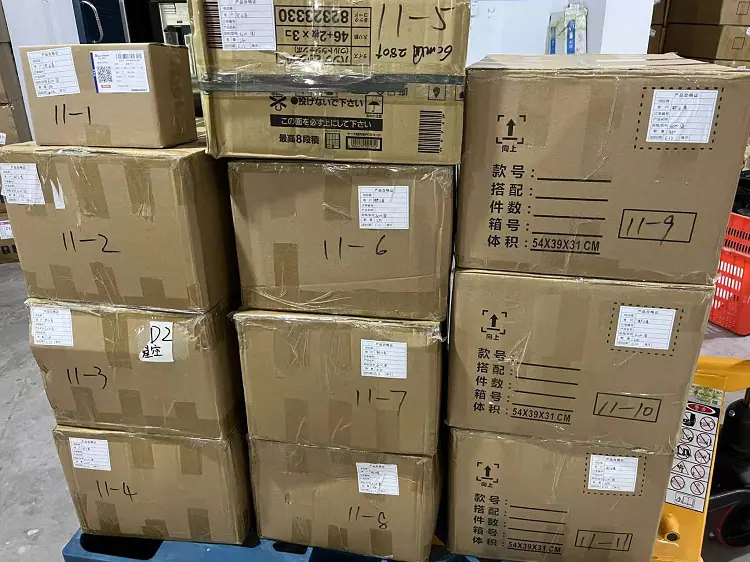 实木灯出货