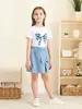 Conjunto Casual de Verano de 2 Piezas: Shorts de Mezclilla con Estampado Lindo y Camiseta de Manga Corta, Set con Lazo