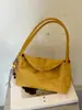 Bolso de mano retro transfronterizo para mujer 2026 nuevo modelo bolso de hombro simple de gamuza para el día a día bolso tote vintage de moda