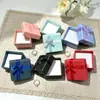Caja de Anillo Cuadrada Perlescente Reforzada Estilo Nuevo 4*4 Caja de Joyería Caja de Regalo para Joyería Caja para Collares Joyería Venta al por Mayor