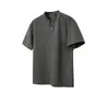 Camiseta Patchwork de Verão com Gola Alta Curta para Homens 2025 Nova Marca Tendência Branco Puro Decote V Camisa Básica Top Masculino