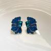 Aretes de Gota de Aceite de Pétalos de Mariposa de Estilo Retro Europeo y Americano Nicho de Alta Gama Lujo Ligero Aretes Distintivos Aretes Atmosféricos Combinables