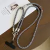 Cordón Antirrobo Versátil de Gama Alta para Teléfono Móvil al Aire Libre Cordón para Teléfono Móvil Tres en Uno Cruzado Se Puede Llevar en el Cuello Cuerda Cruzada