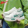 Sapatos Femininos HuiLi Sapatos Brancos Femininos 2026 Nova Primavera Sapatos Versáteis Sapatos Esportivos Femininos Malha Respirável Tênis de Plataforma Femininos